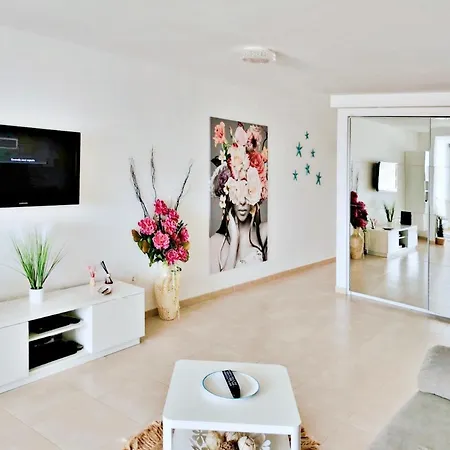 Апартаменти Americas Best-suite -ampio Con Vista, Giardino E Piscina Плайя-де-лас-Амерікас